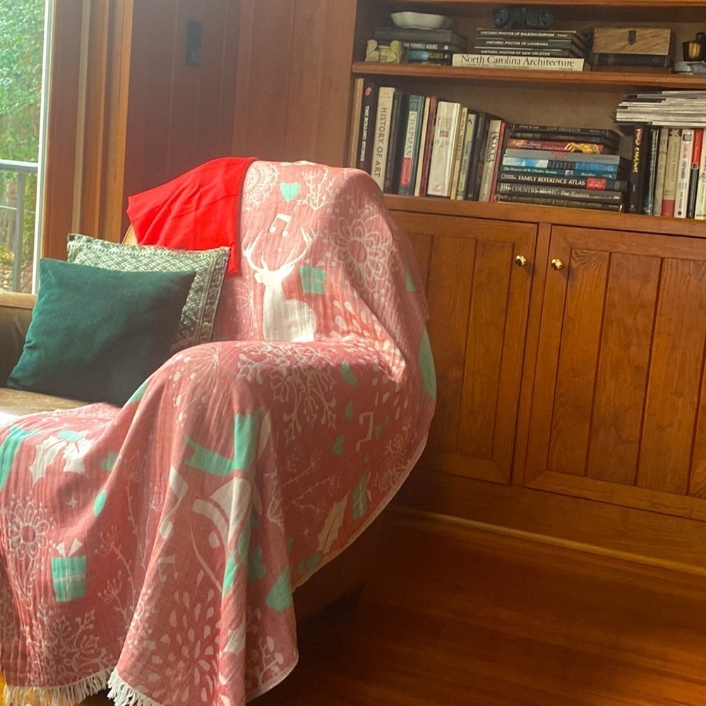 Christmas Bells Music + Woodland Reversible 2 Sides Organic Cotton Weave Throw - Picture 10 of 16